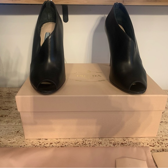 Authentic Prada Calfskin Asymmetrical Peep Toe Bootie Black - Picture 4 of 4